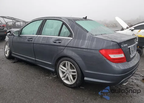 2014 Mercedes-Benz C 300 4Matic from USA, damaged, VIN WDDGF8AB4ER302170